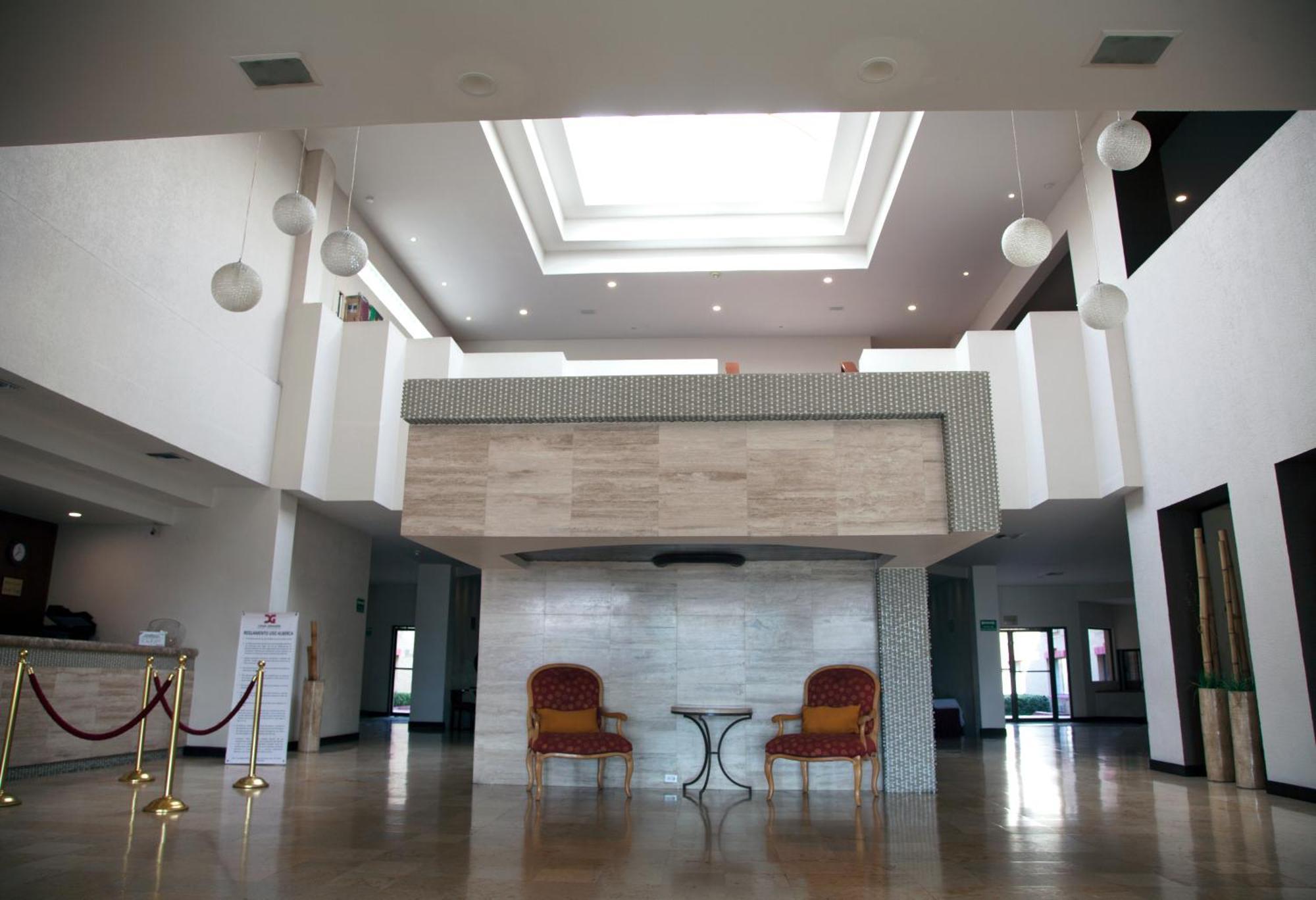 Casa Grande Chihuahua Hotel Exterior photo Interior of the hotel